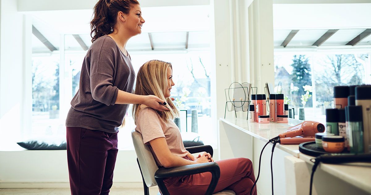 8 Estratégias para atrair clientes para o seu cabeleireiro ou