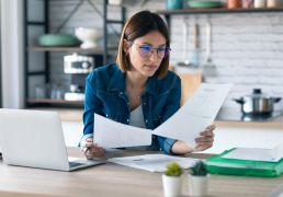 Como lidar com as faturas em atraso dos clientes
